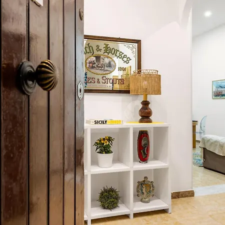 Pusamonti Flat 아파트