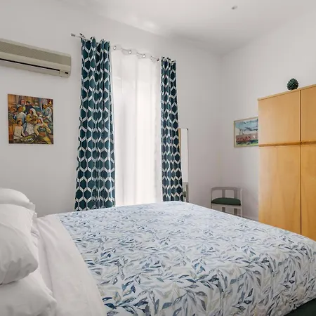 Pusamonti Flat Apartment Palermo